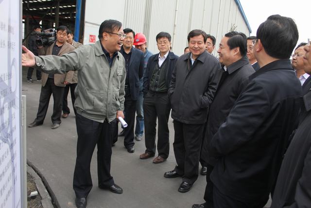 省委副書記、省長郝鵬視察青海物產北川工業(yè)物流園