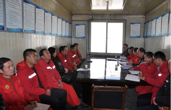 平安春節(jié)、安全先行